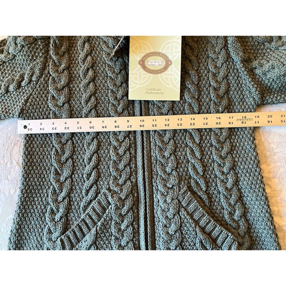 Aran Merino Wool Sweater In Green NWT Women's Sz Medium - Picture 4 of 7
